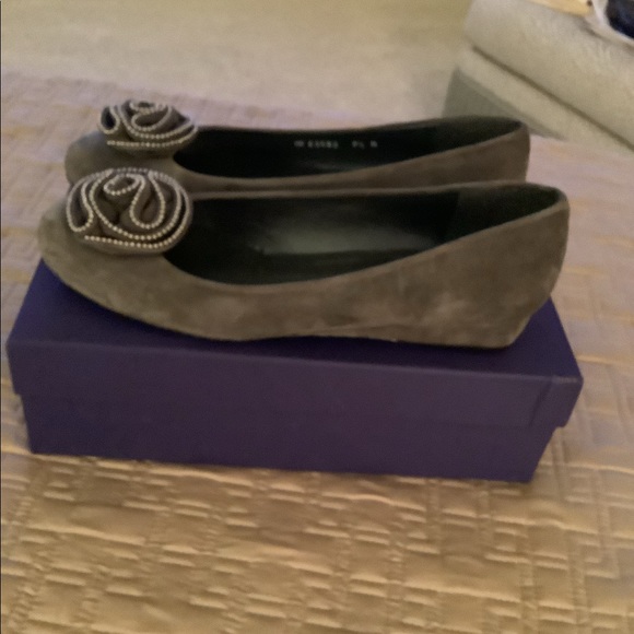 STUART WEITZMAN  GRAY SUEDE WOUNDUP WEDGES NEIMAN MARCUS SZ 9.5 MEDIUM - Picture 2 of 2